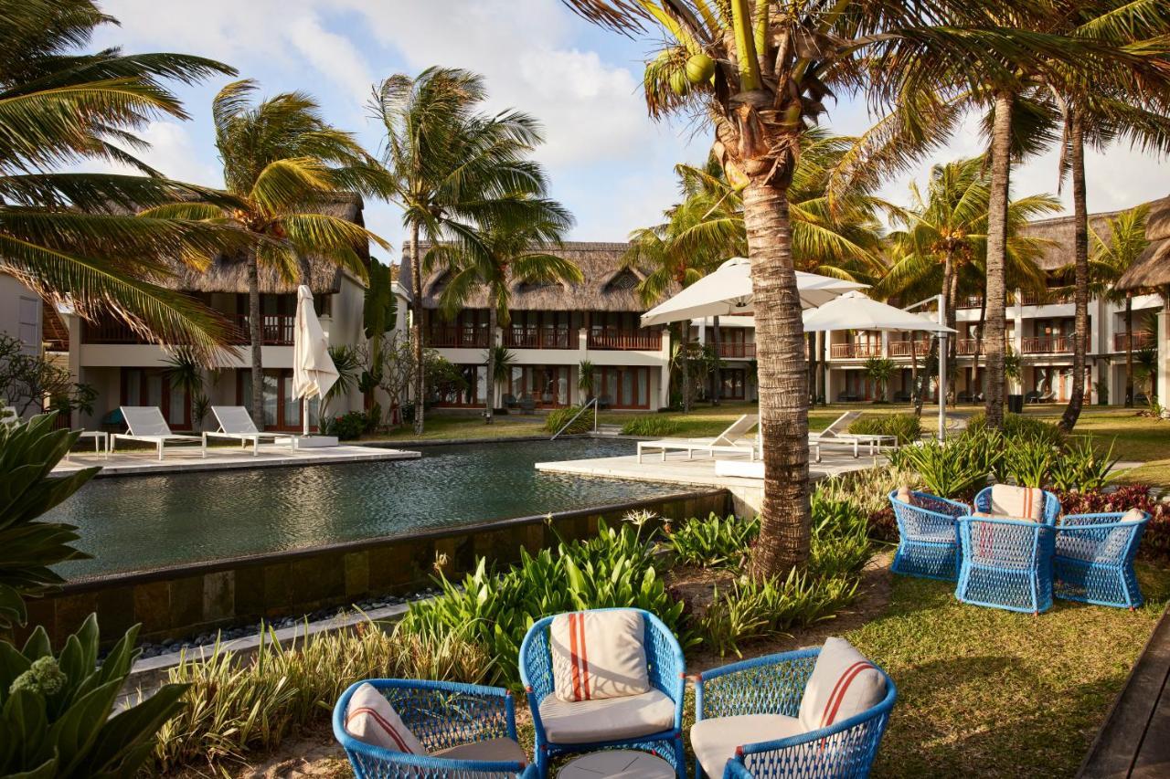 C Mauritius (Adults Only) Hotel Belle Mare Exterior foto The resort's pool