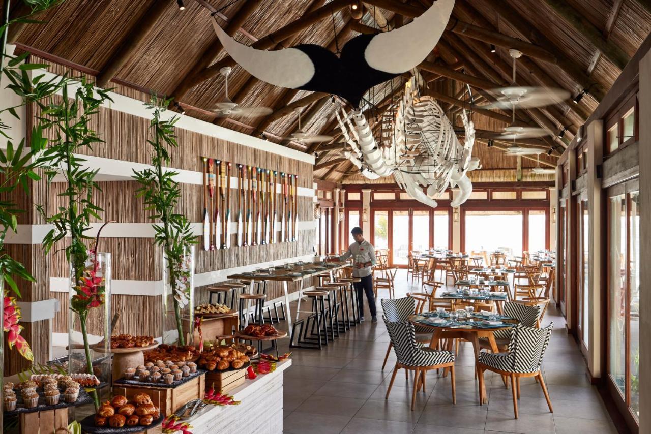 C Mauritius (Adults Only) Hotel Belle Mare Exterior foto The interior of the restaurant